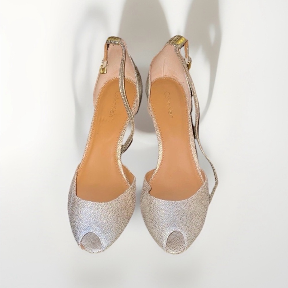 Calvin Klein Women's Beige Peep-Toe Heels. NWOT